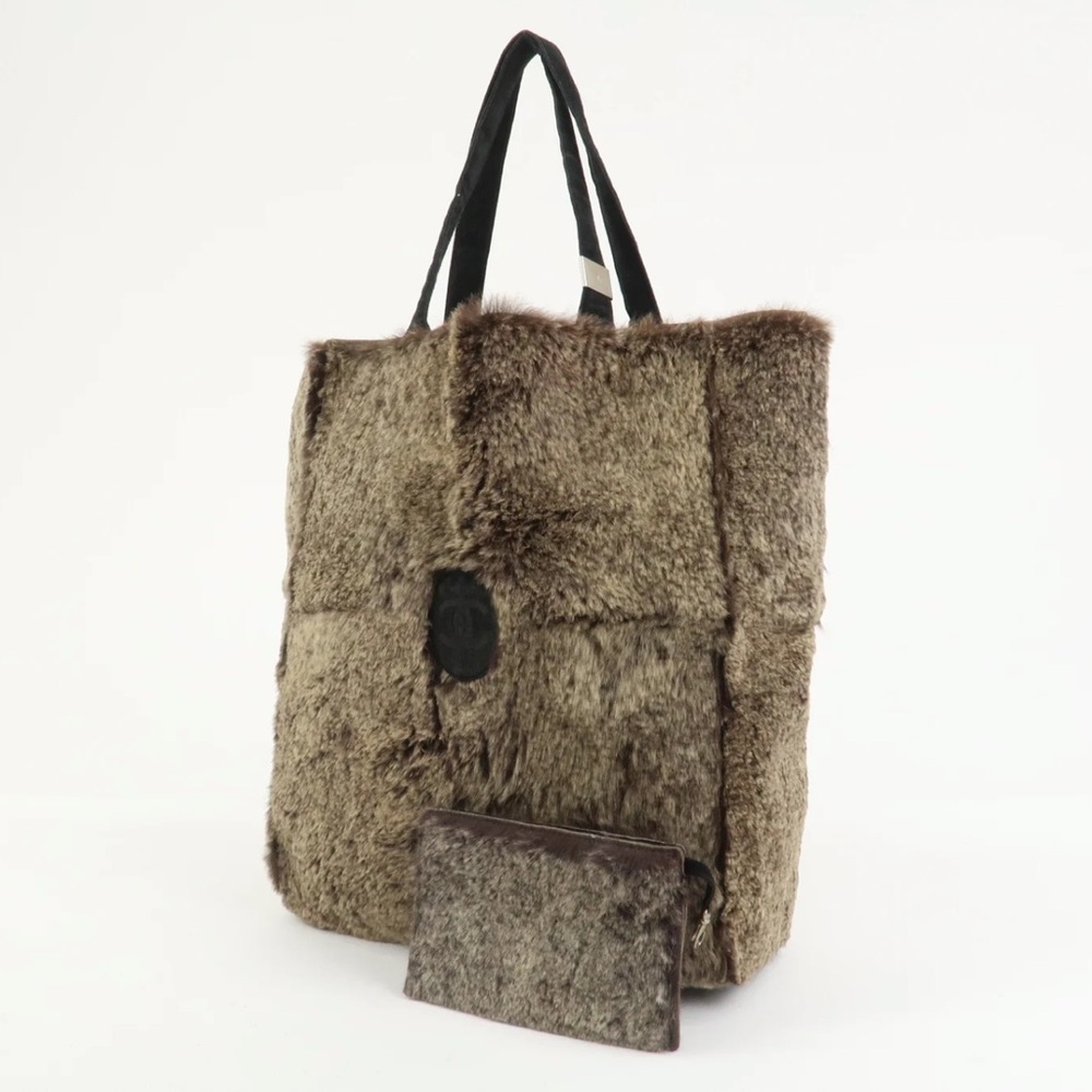Chanel Lapin Rabbit Fur Suede Purse